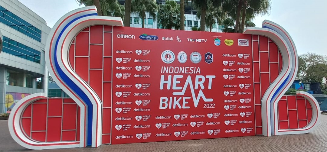 Backdrop panggung Indonesia Heart Bike